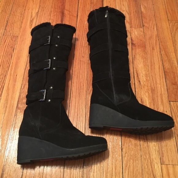 khombu wedge boots